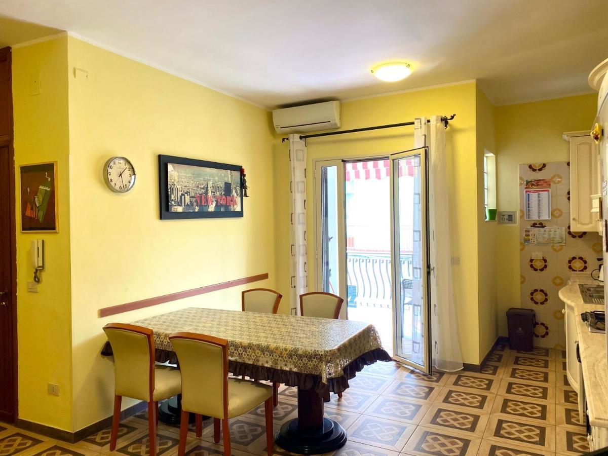 Casa Vacanze Rosy Giardini Naxos Eksteriør bilde